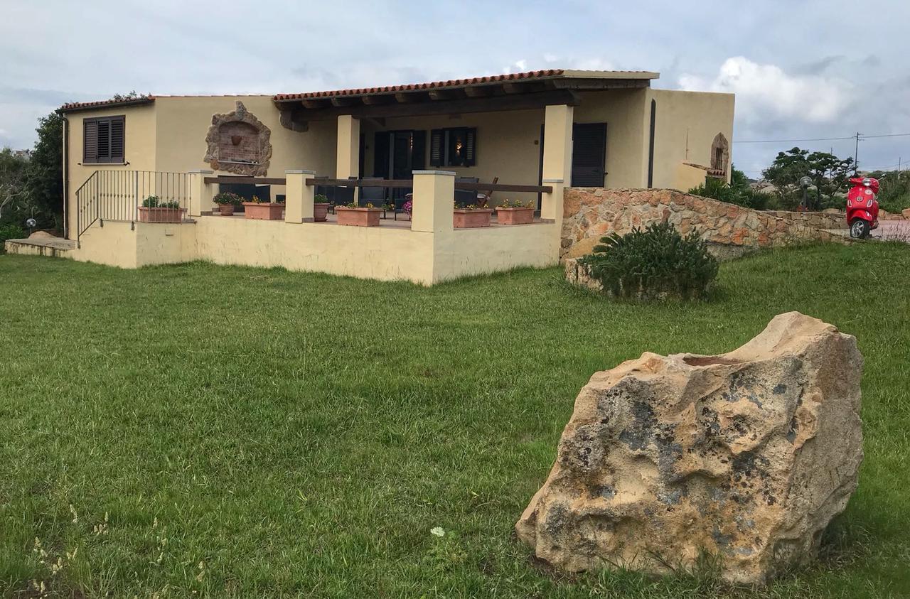 Villa Sprafundu ラ・マッダレーナ エクステリア 写真